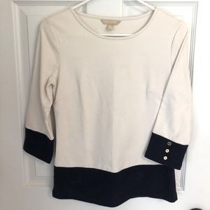 Banana Republic top. Cream and navy. Size XS